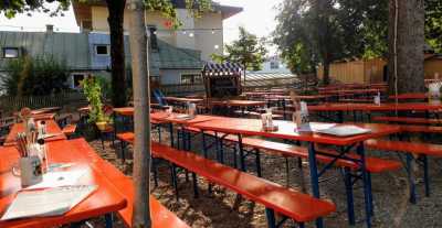 Tante Paula im Mail Keller