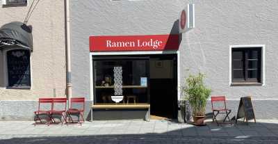 Ramen Lodge